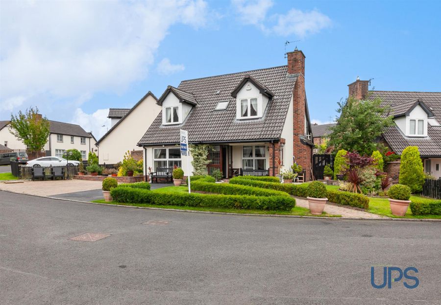 5 Lagmore View Crescent