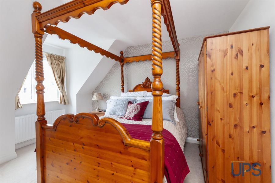 5 Lagmore View Crescent