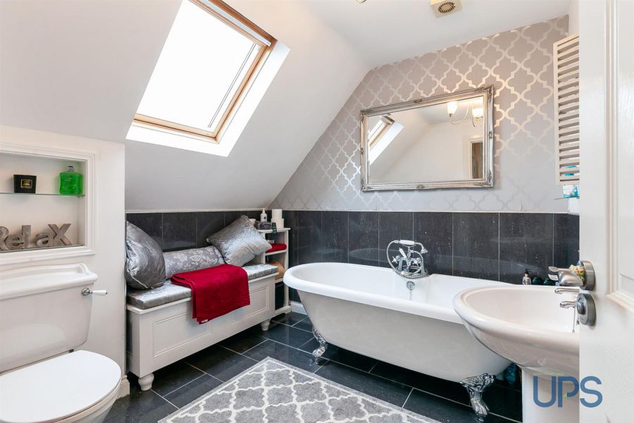 5 Lagmore View Crescent