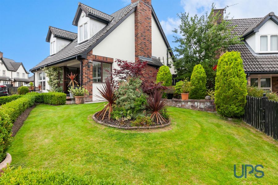 5 Lagmore View Crescent