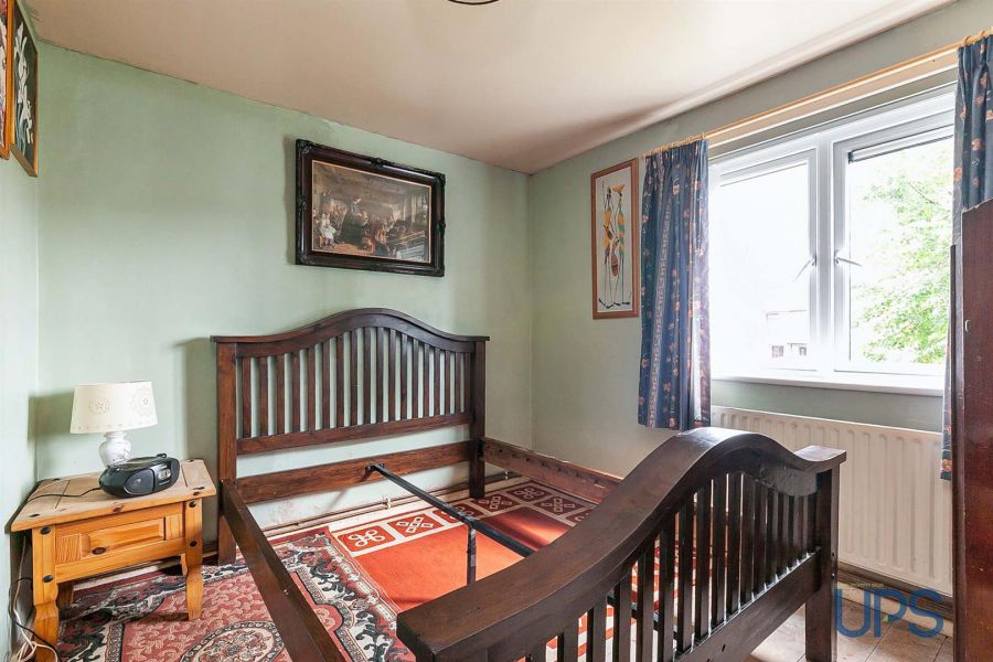 Apt 26 Kenard Avenue