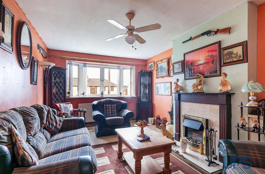 Apt 26 Kenard Avenue
