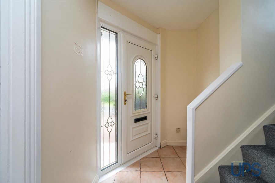 18 Woodside View