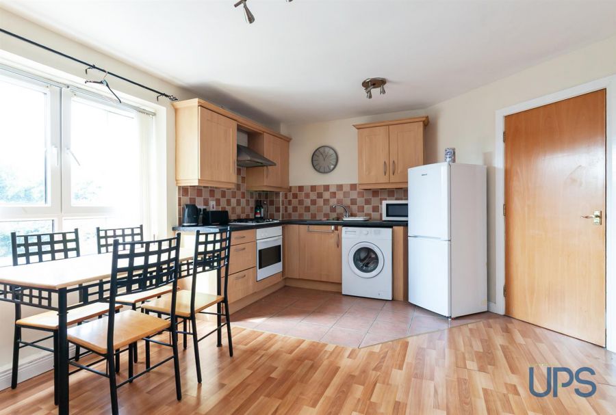 Apt 25 San Antone