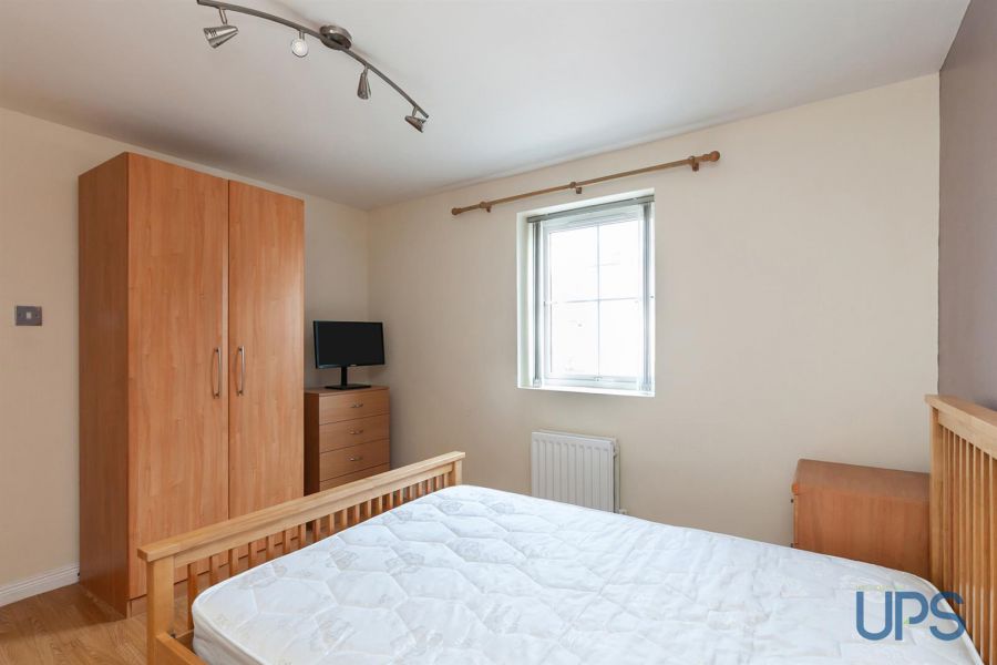 Apt 25 San Antone