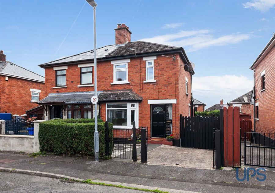 49 Andersonstown Park