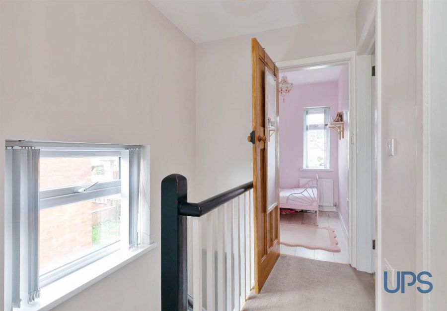 49 Andersonstown Park