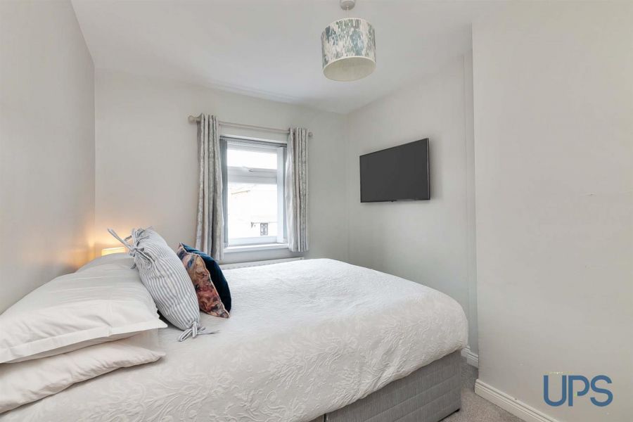 49 Andersonstown Park