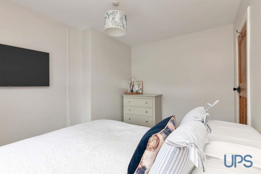 49 Andersonstown Park