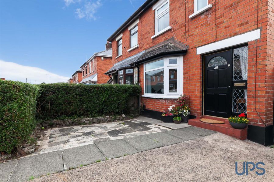 49 Andersonstown Park