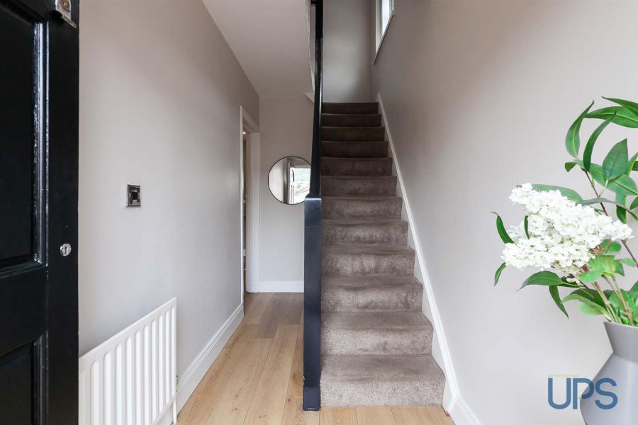 49 Andersonstown Park