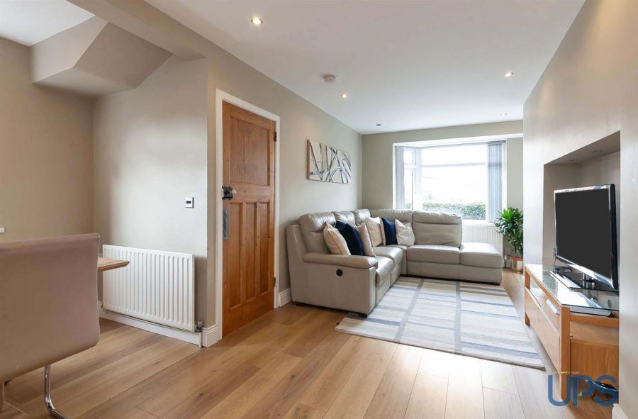 49 Andersonstown Park