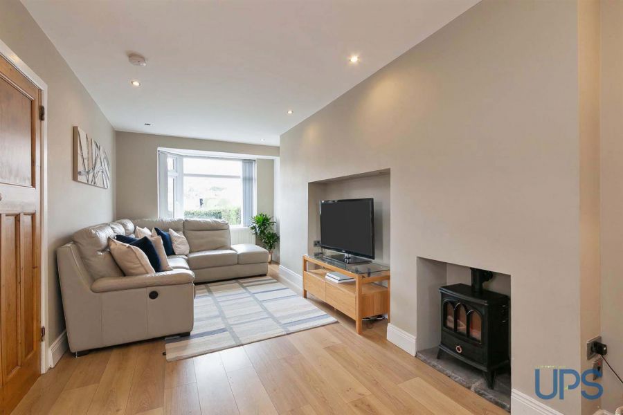 49 Andersonstown Park