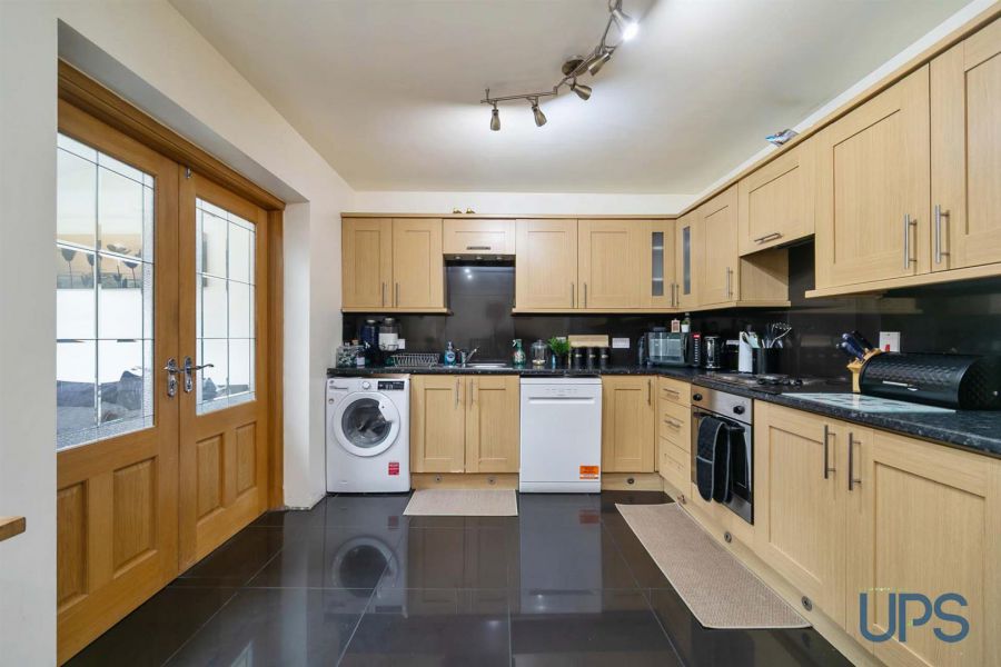 42C Cloona Park