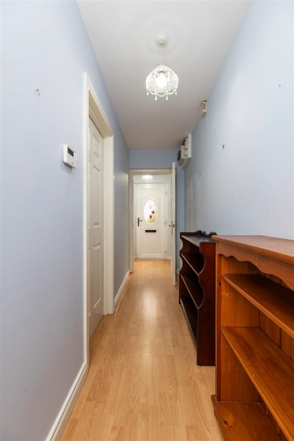 Apt 2 Doire Beag, 159 Andersonstown Road