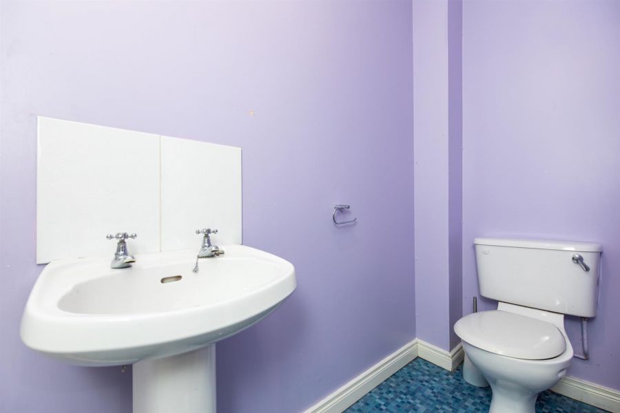 Apt 2 Doire Beag, 159 Andersonstown Road