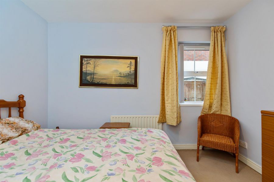 Apt 2 Doire Beag, 159 Andersonstown Road