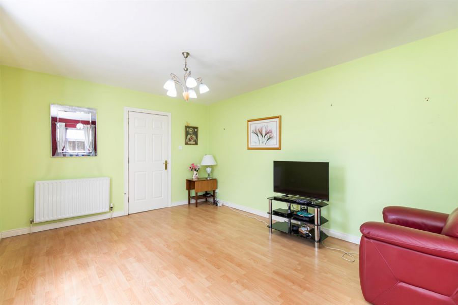 Apt 2 Doire Beag, 159 Andersonstown Road