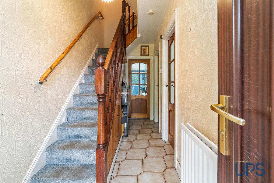 11 Beechmount Drive