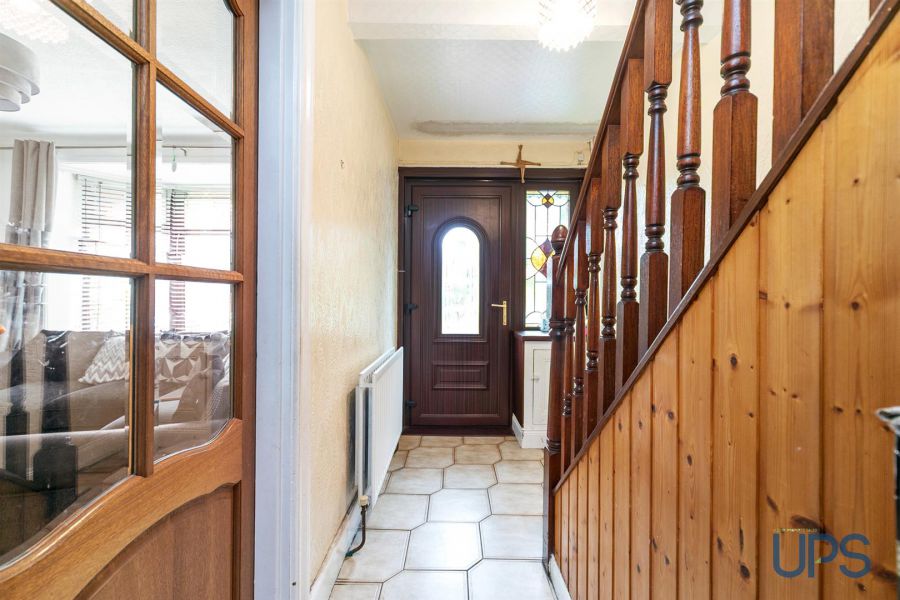 11 Beechmount Drive