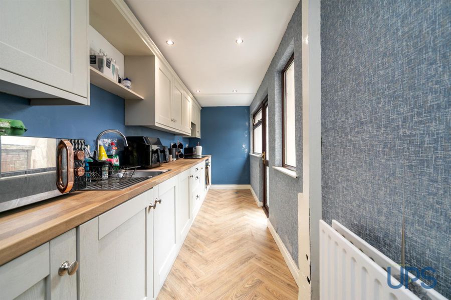 11 Beechmount Drive
