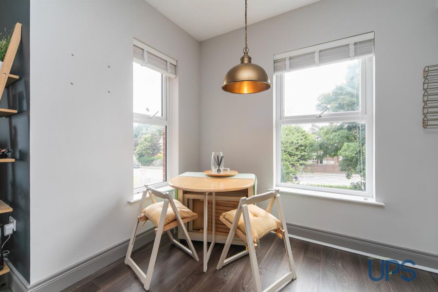 Apartment 8, 2 Eaton Park