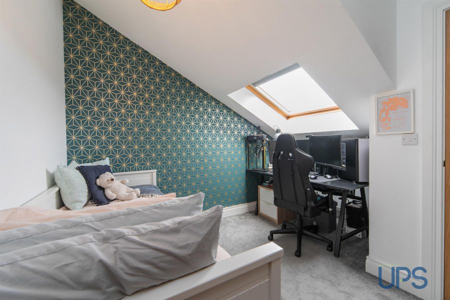 Apartment 8, 2 Eaton Park