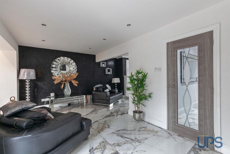 56 Lagmore Grove