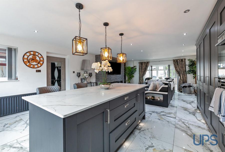 56 Lagmore Grove