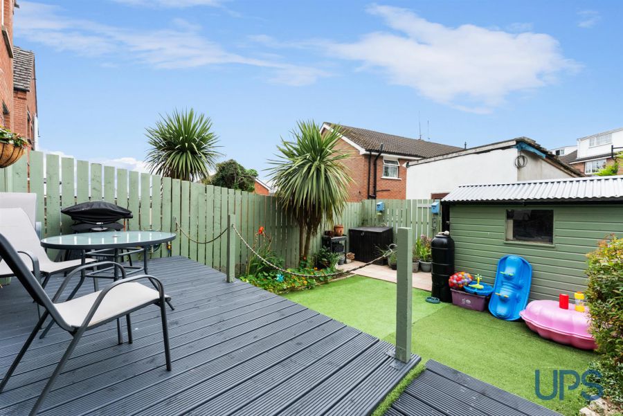 28 Glen Parade