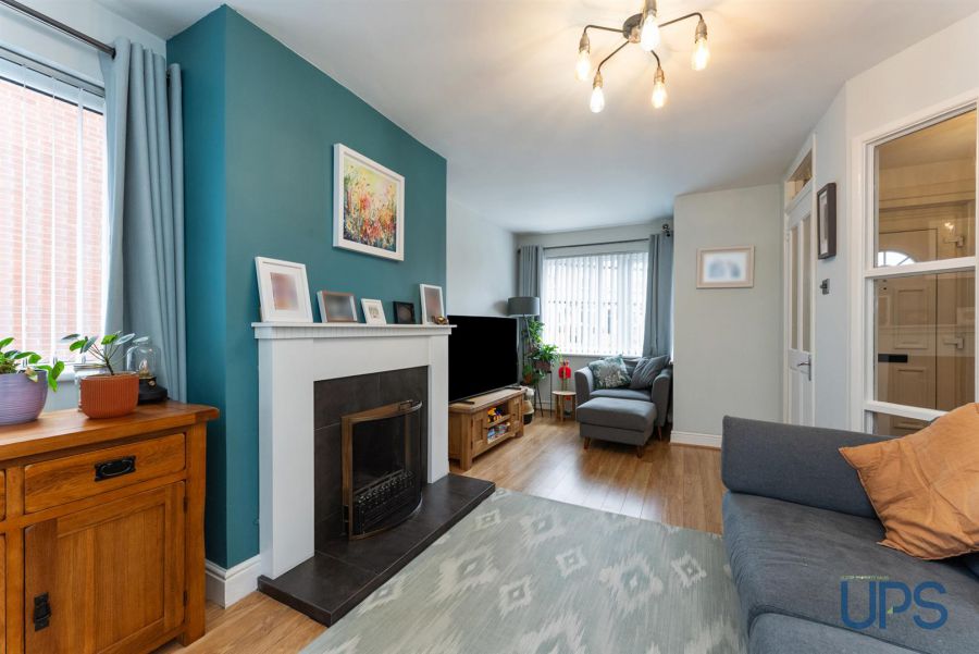 28 Glen Parade