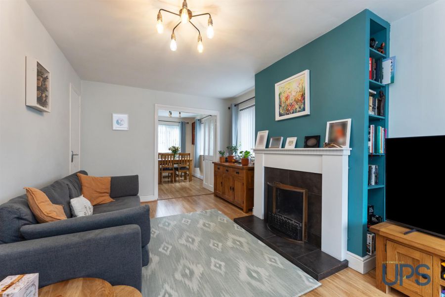 28 Glen Parade
