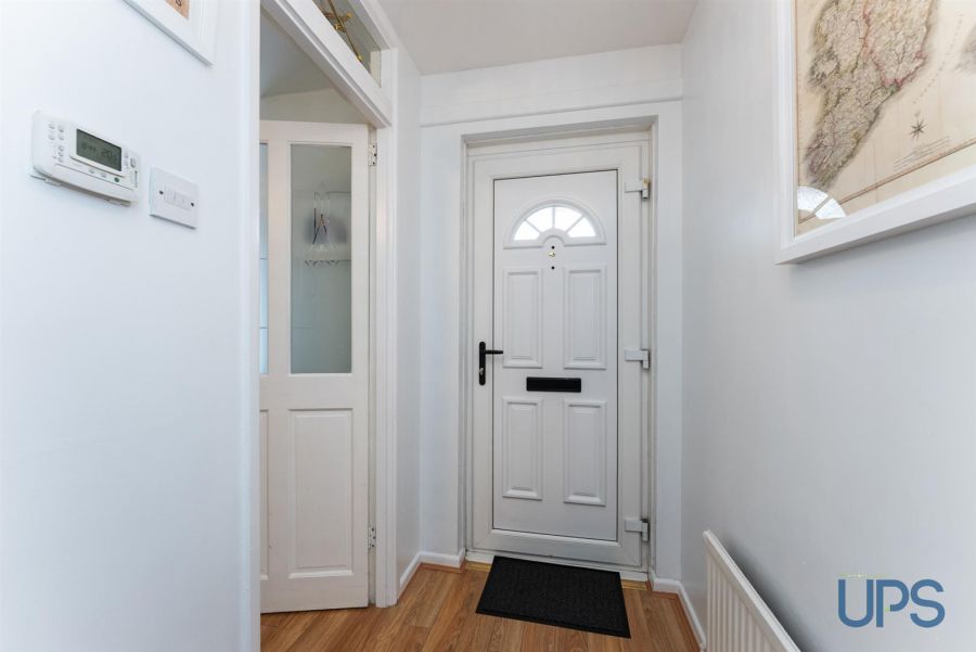 28 Glen Parade
