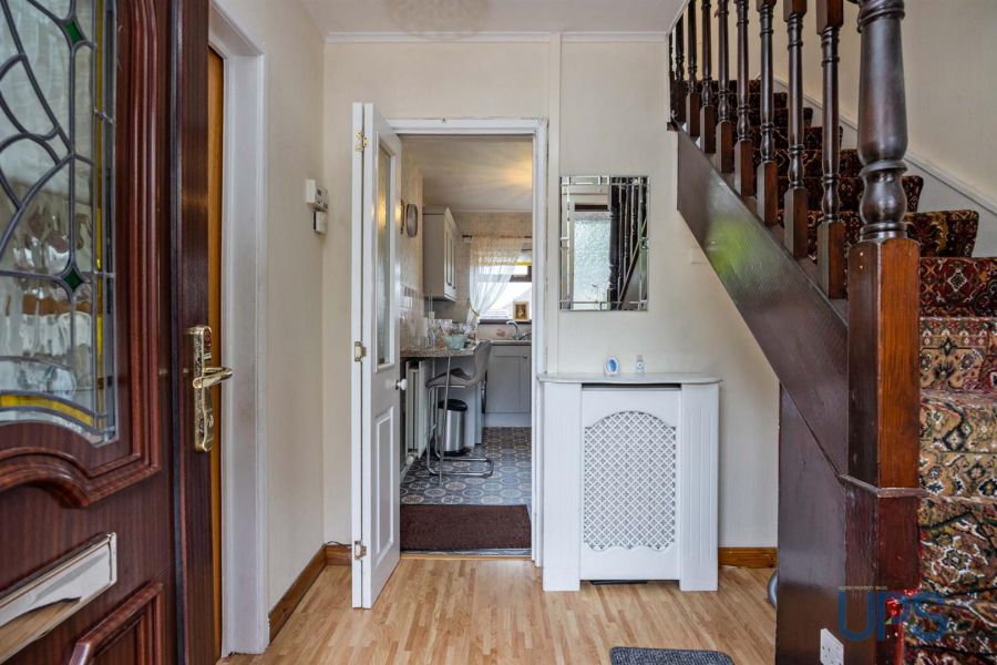 88 Andersonstown Park West