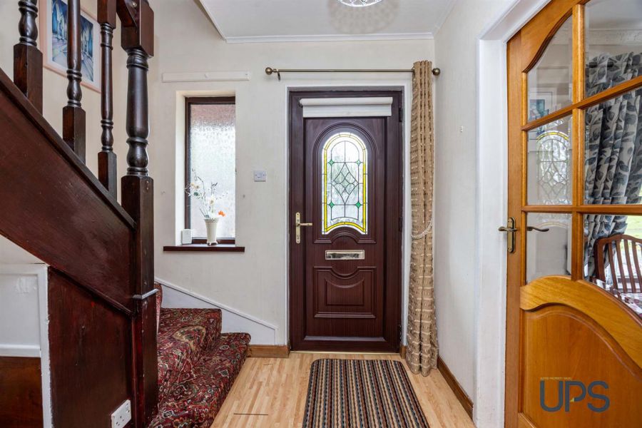 88 Andersonstown Park West