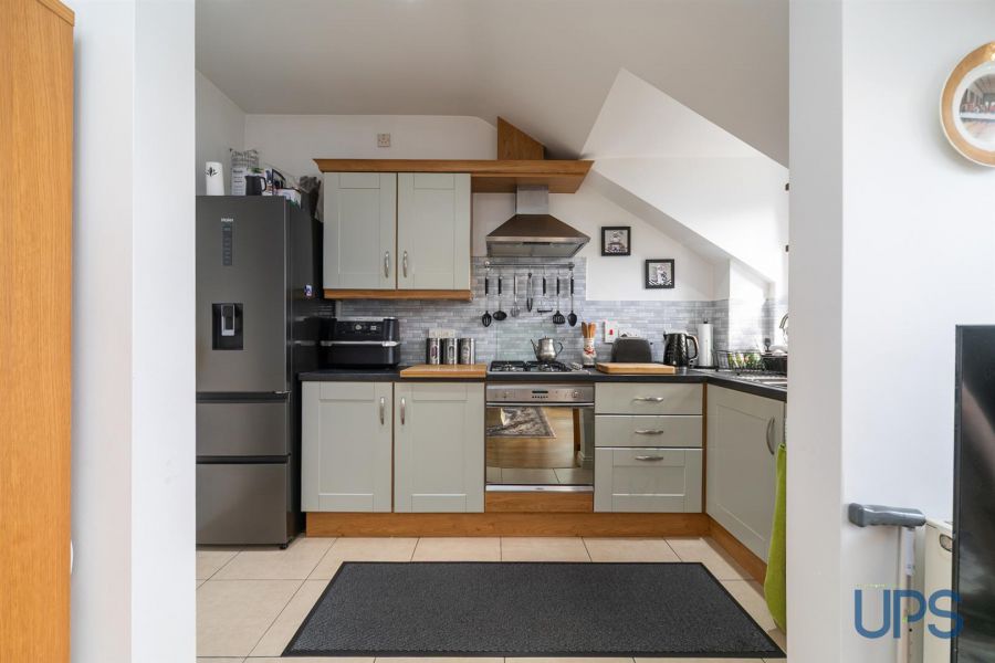 Apt 10, Pinetree Court 157 Glen Road