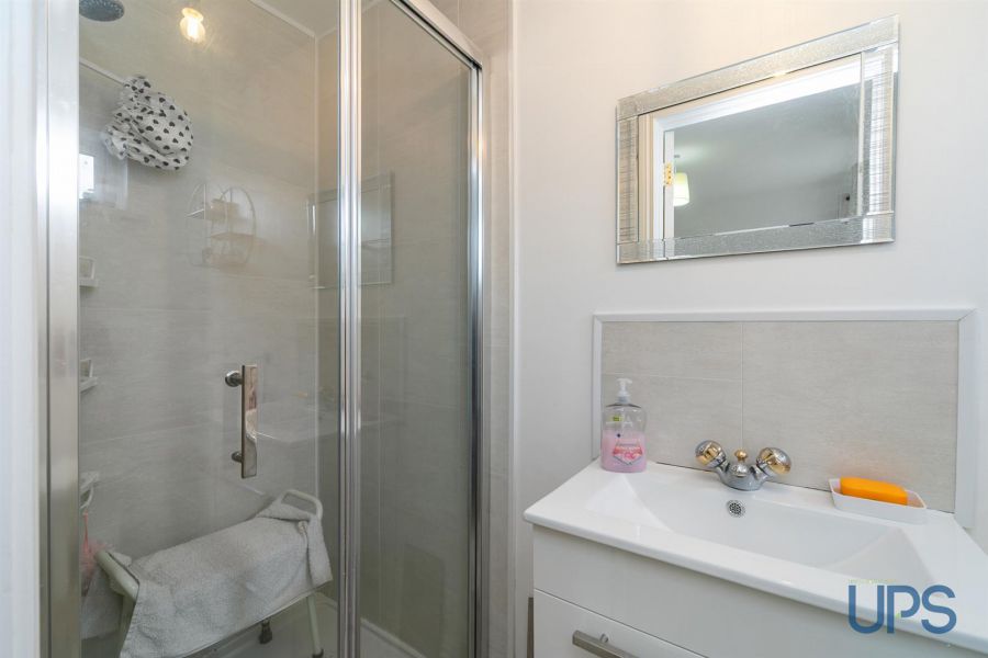 Apt 10, Pinetree Court 157 Glen Road
