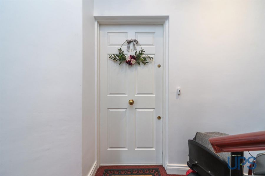 Apt 10, Pinetree Court 157 Glen Road