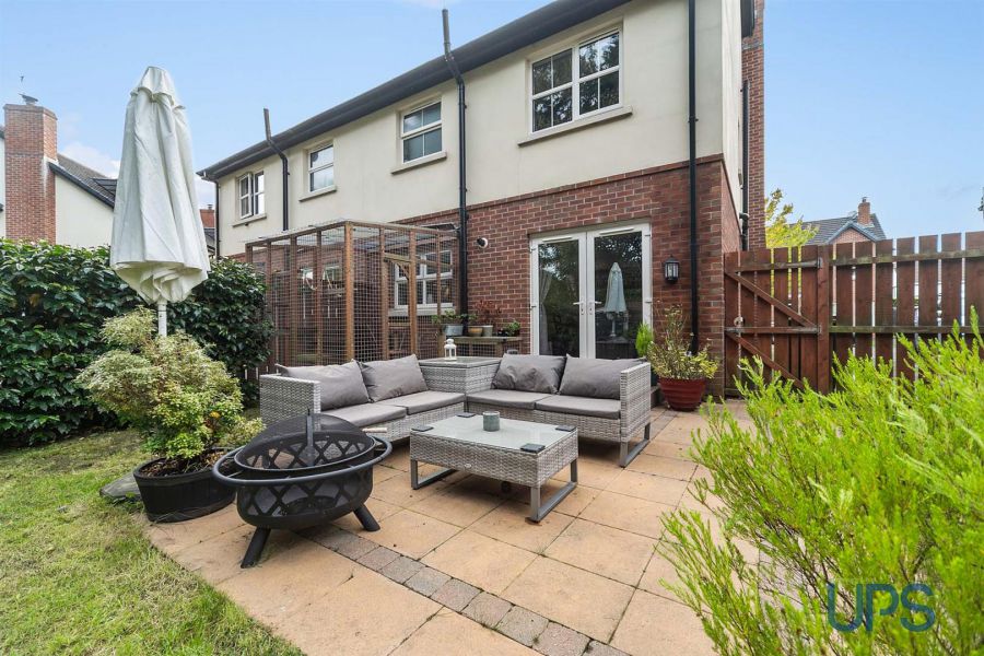 4 Forest Lane, Off Forest Park