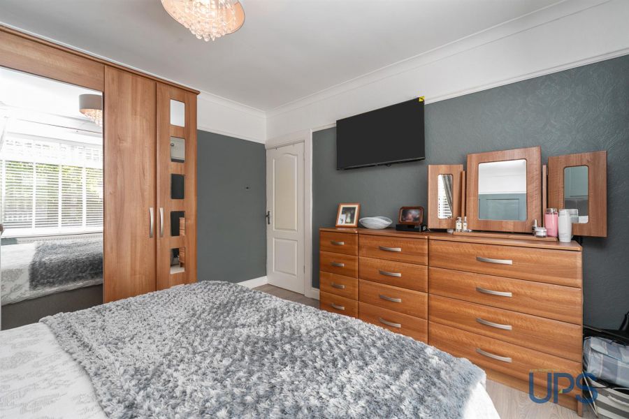 73 Upper Dunmurry Lane