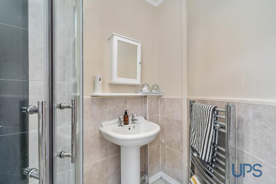 73 Upper Dunmurry Lane