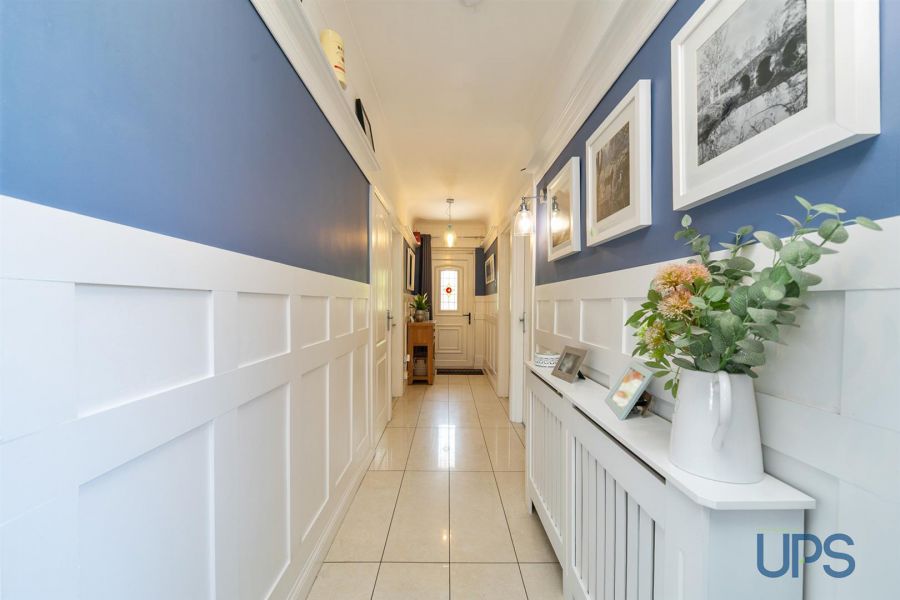 73 Upper Dunmurry Lane