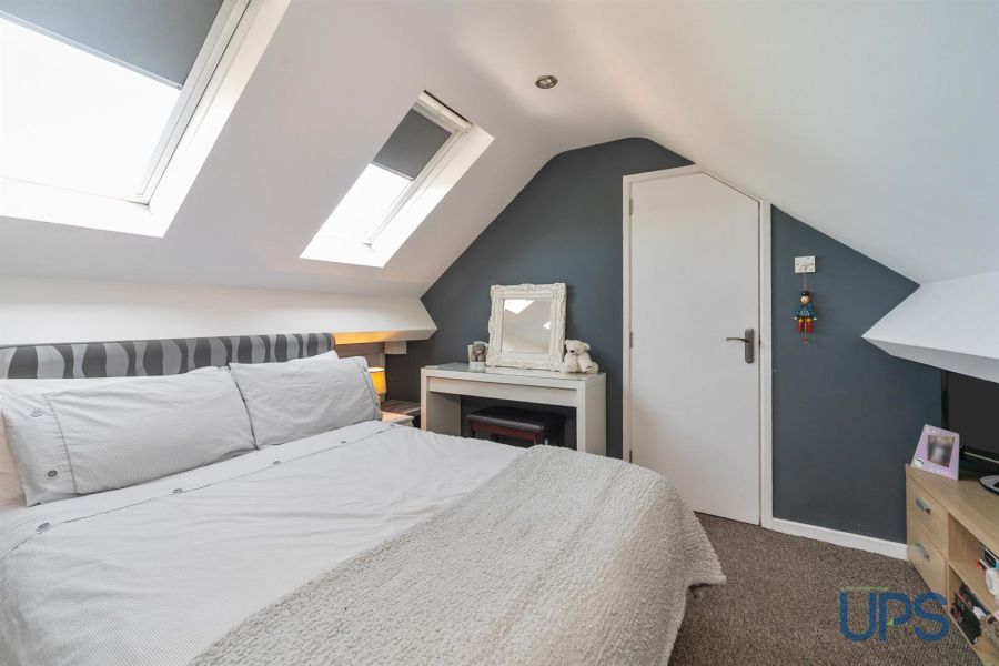 73 Upper Dunmurry Lane