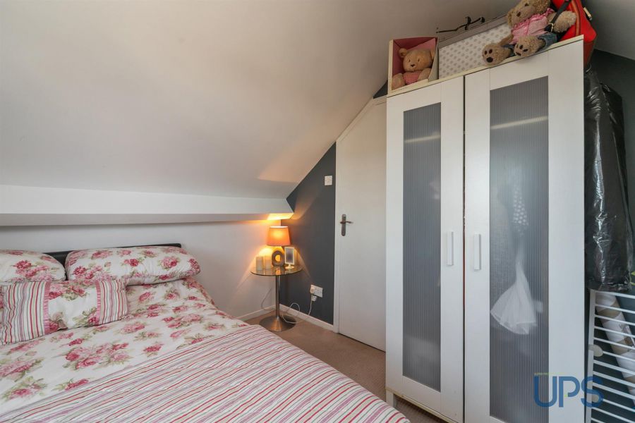 73 Upper Dunmurry Lane