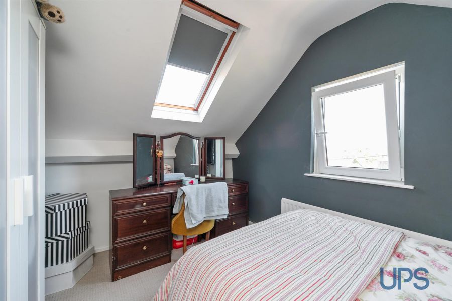 73 Upper Dunmurry Lane