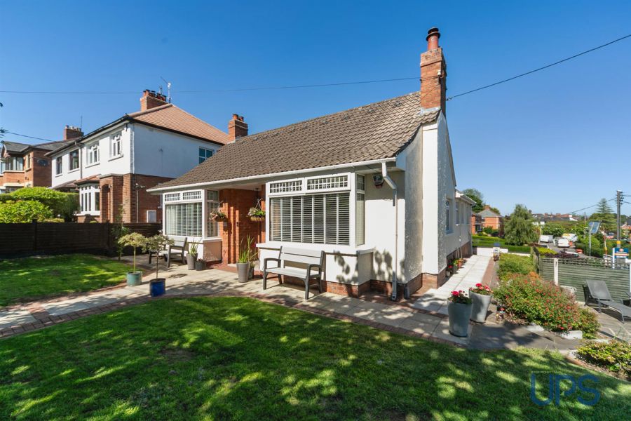 73 Upper Dunmurry Lane