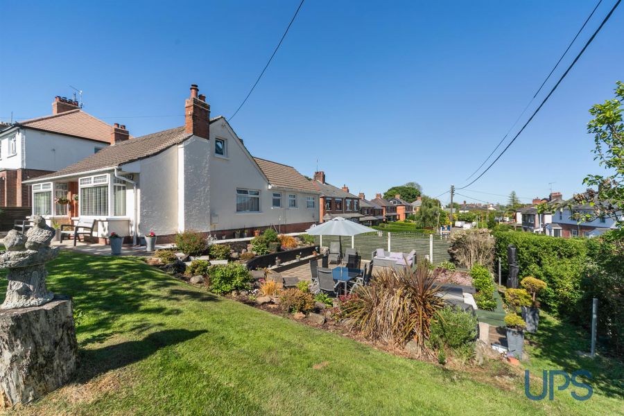 73 Upper Dunmurry Lane