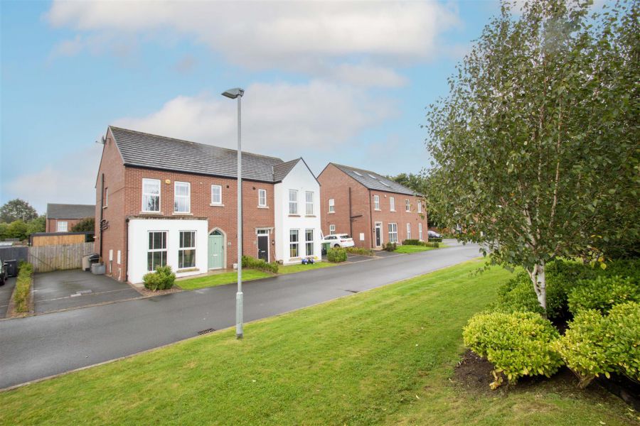 31 Eaton Park