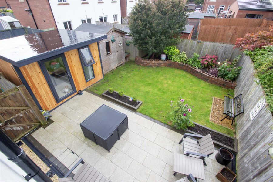 31 Eaton Park