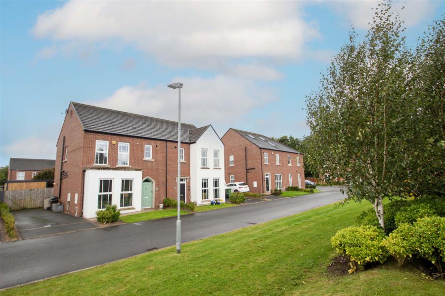 31 Eaton Park